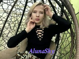 AlunaShy