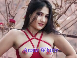 Annie_Whitte