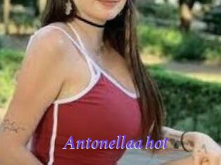 Antonellaa_hot