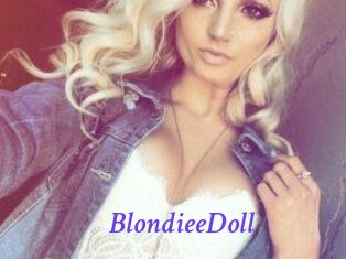 BlondieeDoll