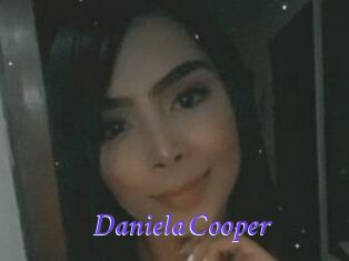 Daniela_Cooper