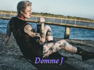 Domme_J