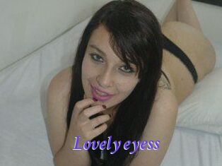 Lovely_eyess