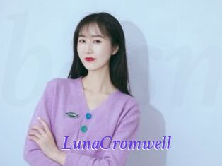 LunaCromwell