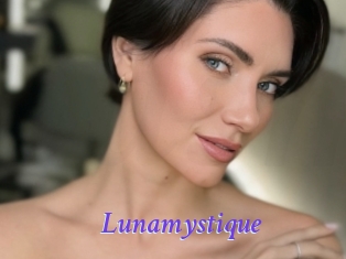 Lunamystique