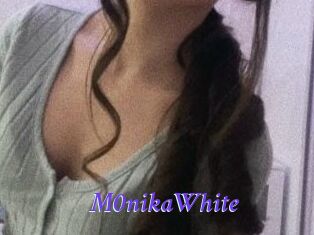 M0nikaWhite