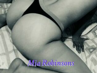 Mia_Robinsons