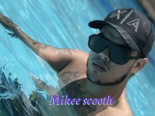 Mikee_scooth