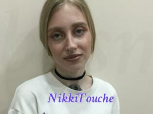 NikkiTouche