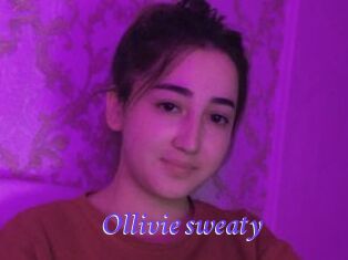 Ollivie_sweaty