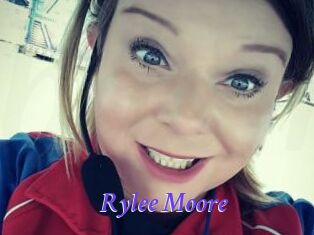 Rylee_Moore