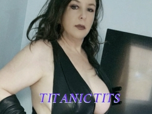 TITANIC_TITS